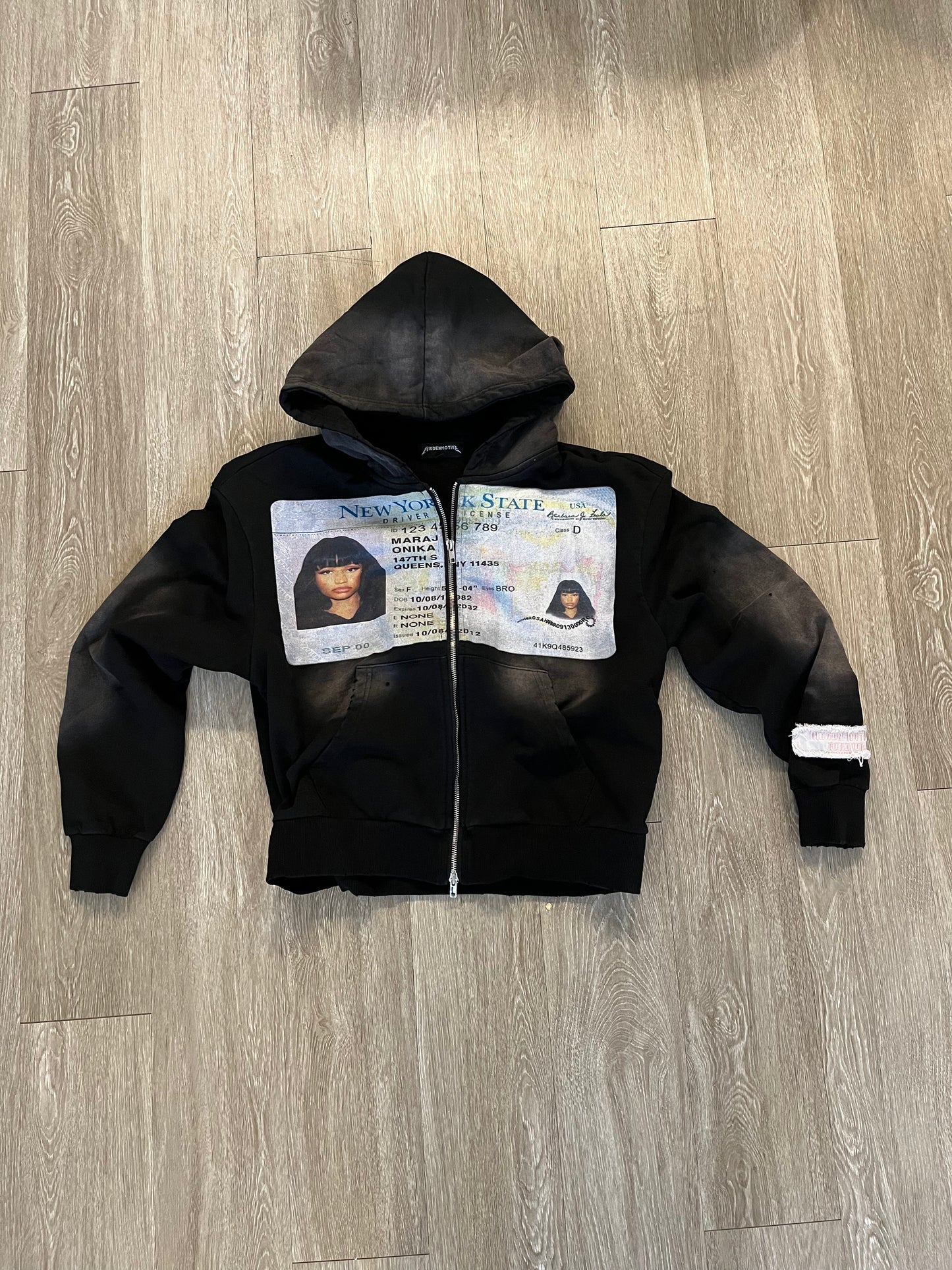 Onika ID Zip Hoodie (Black)